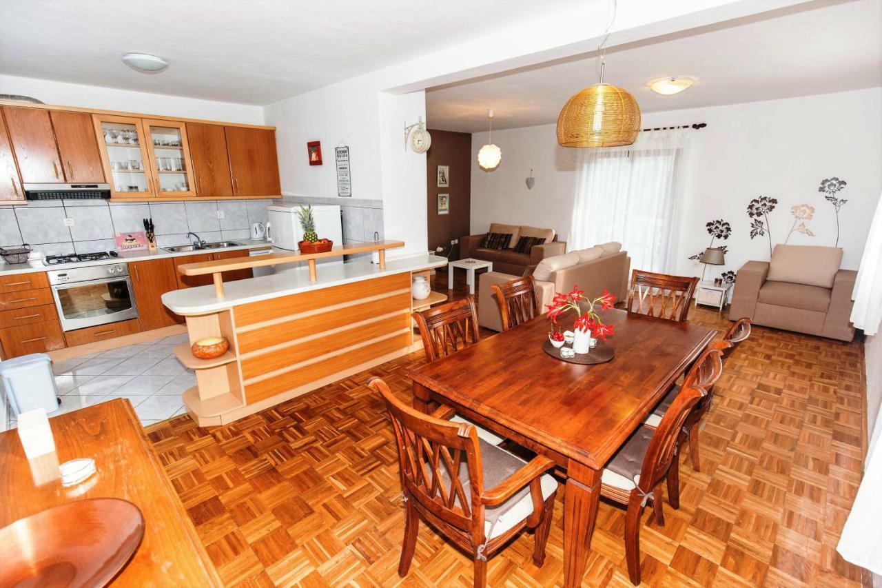 Holiday Home Toma Kukljica Zewnętrze zdjęcie